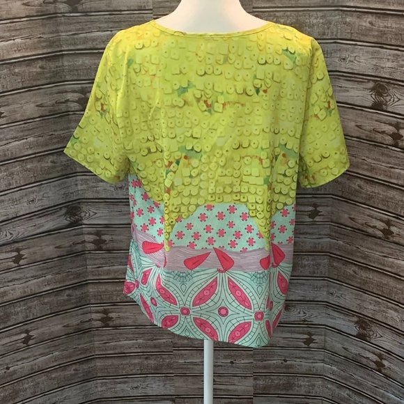 Bright & Bold Short Sleeve Top NWOT - Picture 5 of 5